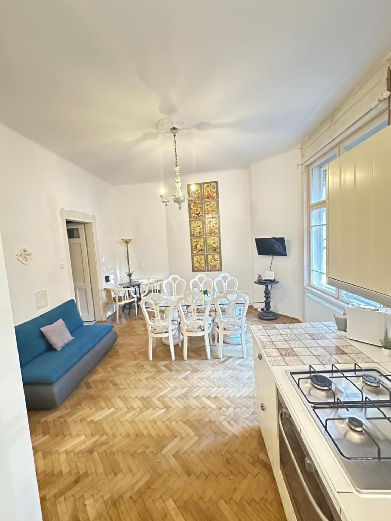 Heritage Harmony With Free Parking Budapest Exterior photo